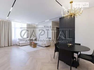 Sale of 4-room apartment 130 sq. m. on Andriy Verkhoglyada St. 11 •