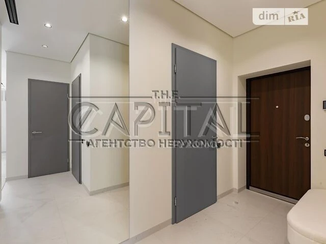 Sale of 4-room apartment 130 sq. m. on Andriy Verkhoglyada St. 11 •