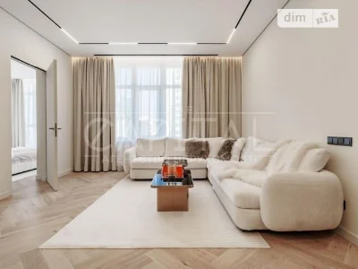 Sale of 4-room apartment 130 sq. m. on Andriy Verkhoglyada St. 11 •