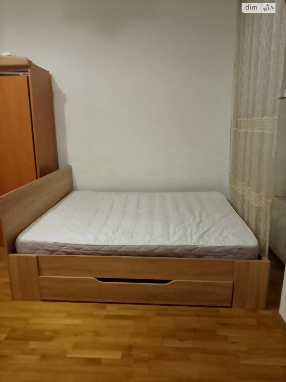 Довгострокова Оренда Квартира Площа Ринок