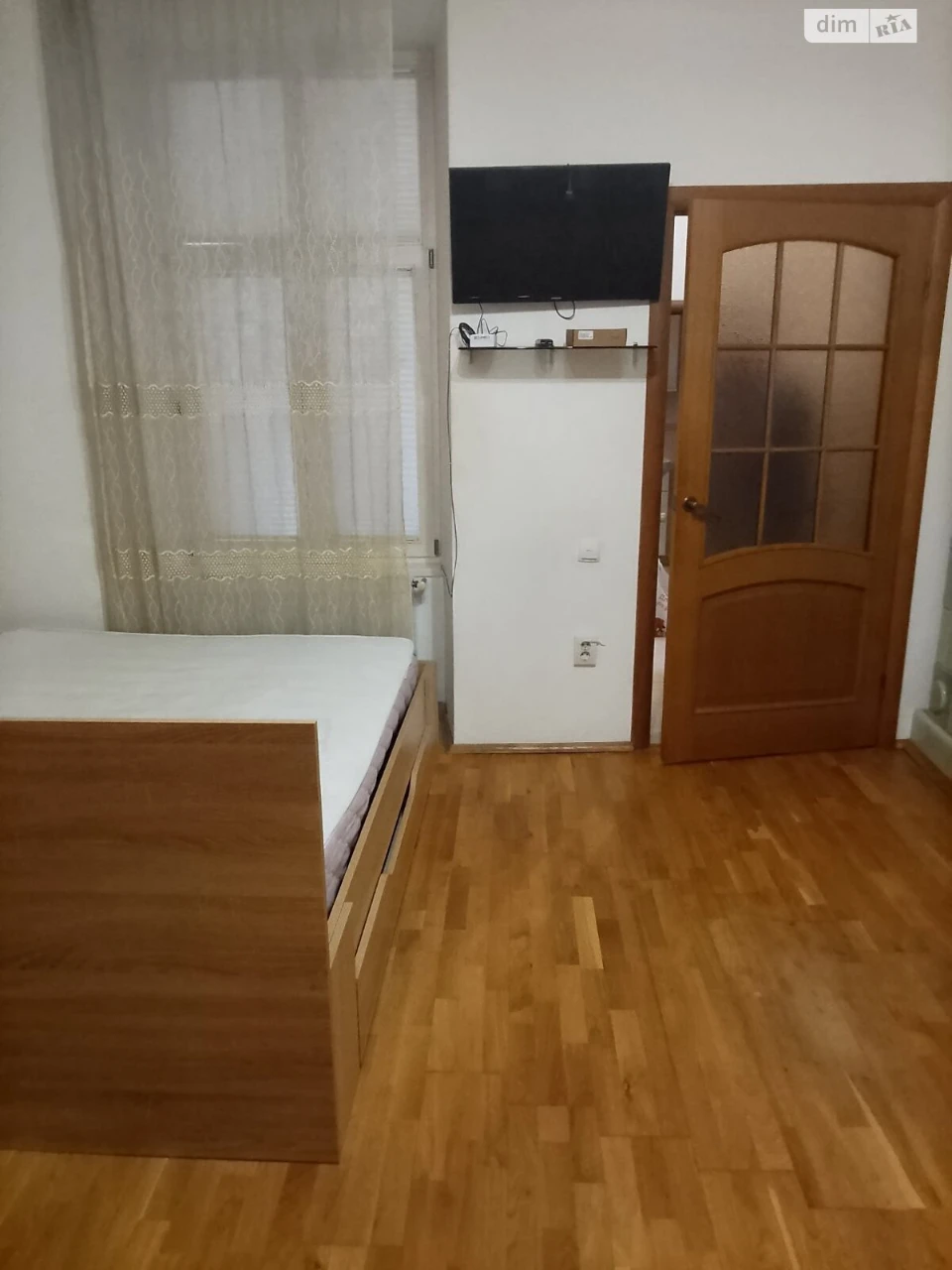 Довгострокова Оренда Квартира Площа Ринок