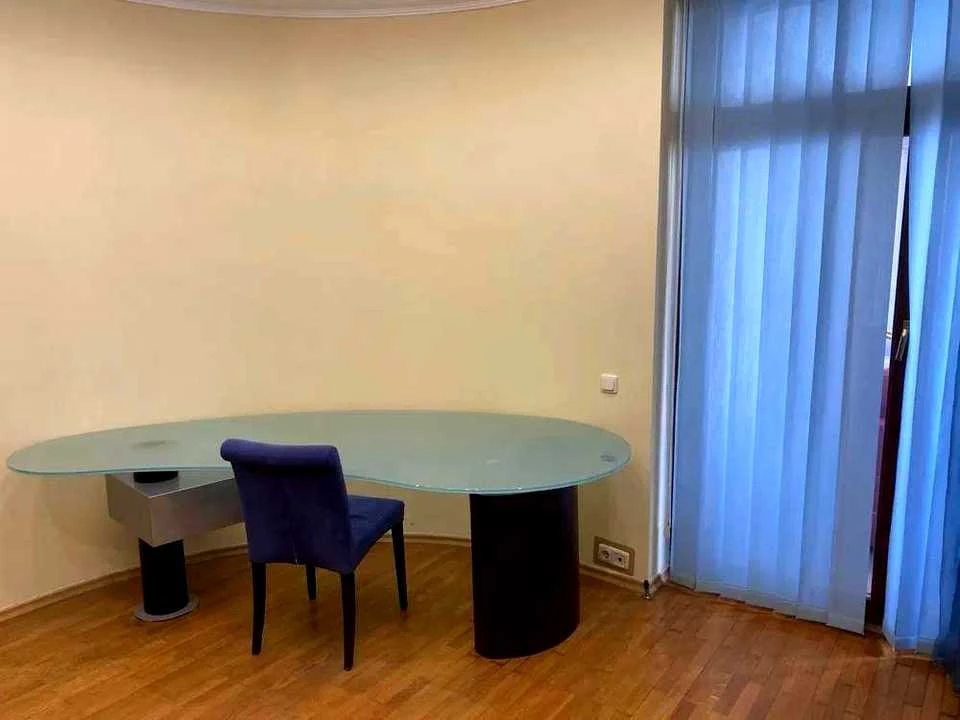 Квартира. Київ, Назарівська вул. (Вєтрова)