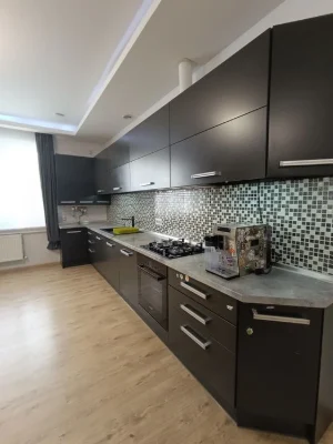Apartment for sale 165 sq.m. with the effect of a private house + 2 parks