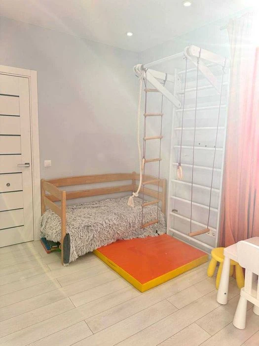 2-3 room apartment from the owners of the Raduzhny residential complex, 59 sq.