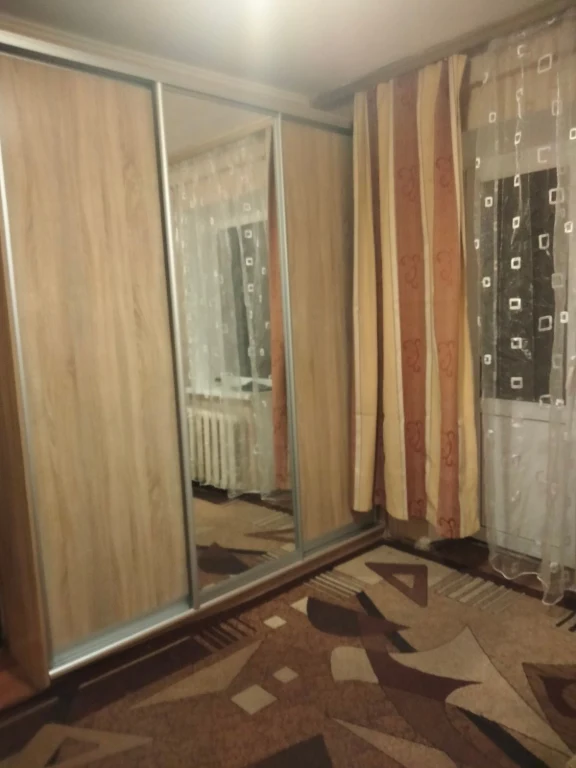 Оренда 1-кімнатної квартири 25 м², Мілютенка вул., 46