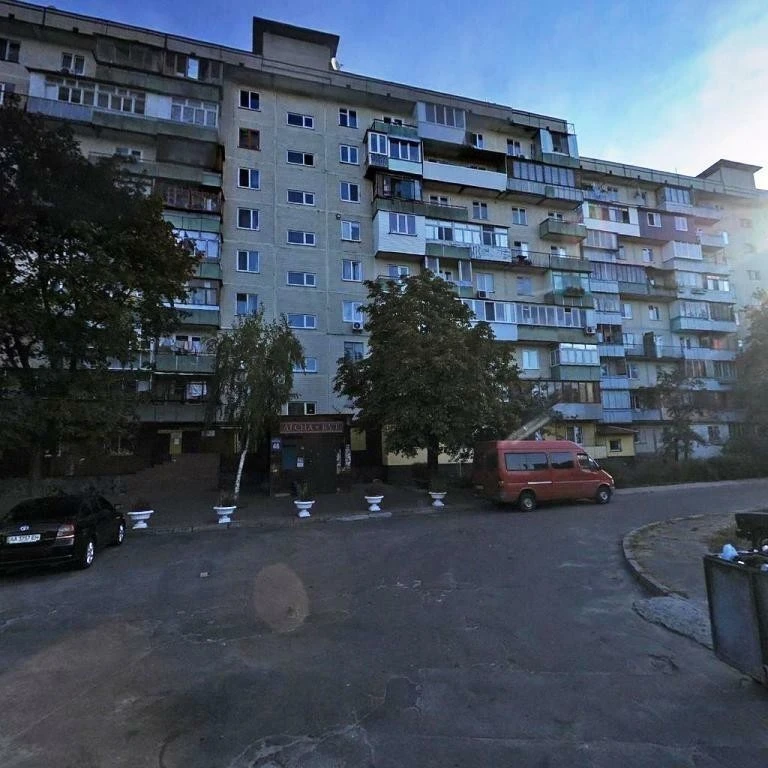 Оренда 1-кімнатної квартири 25 м², Мілютенка вул., 46