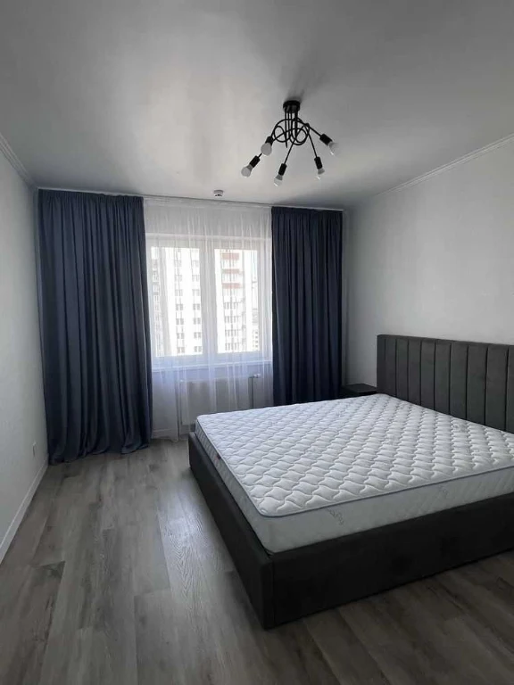 Оренда 2-кімнатної квартири 68 м², Софії Русової, 7А