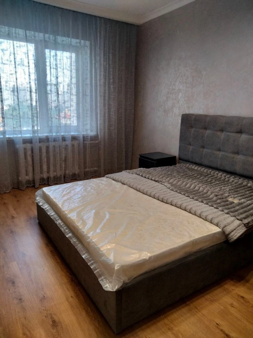 Оренда 2-кімнатної квартири 64 м², Олени Пчілки вул., 4