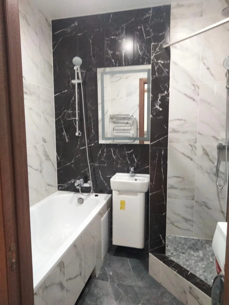 Оренда 2-кімнатної квартири 64 м², Олени Пчілки вул., 4