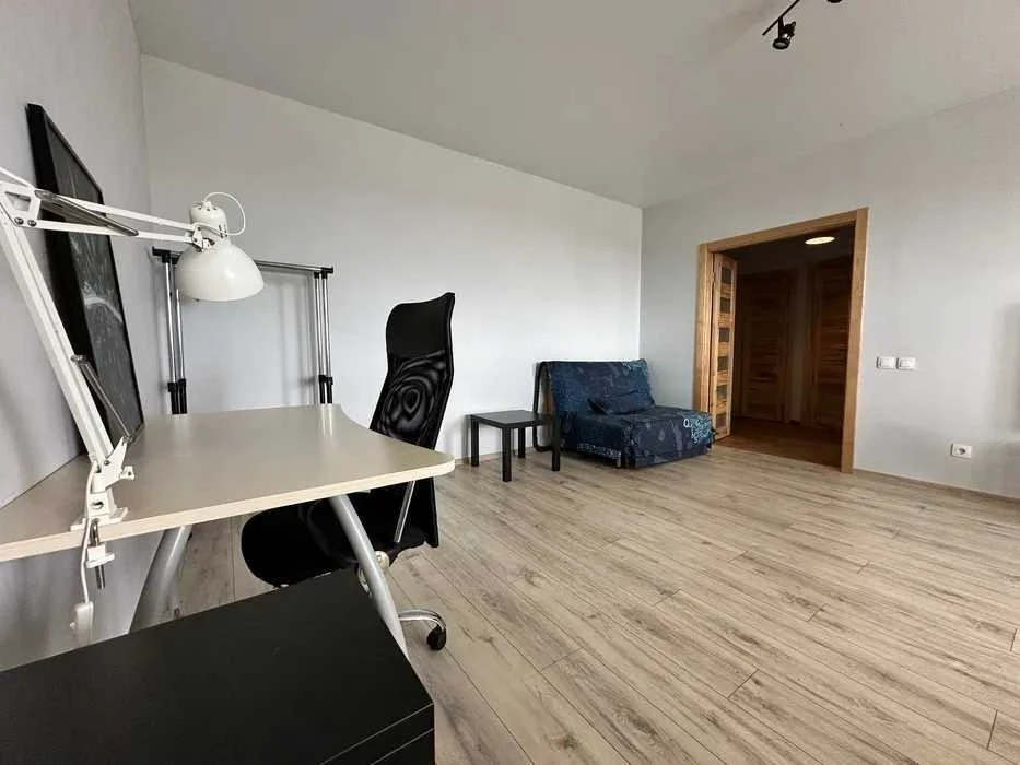 Оренда 1-кімнатної квартири 53 м², Олександра Бестужева вул.