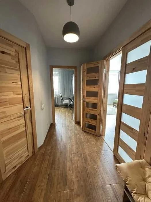 Оренда 1-кімнатної квартири 53 м², Олександра Бестужева вул.