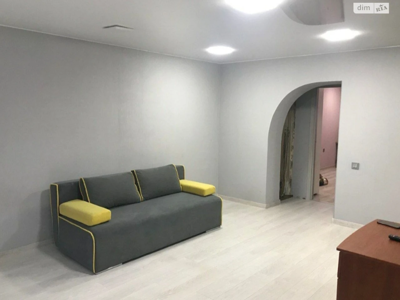 Довгострокова Оренда Квартира Парк Л.Глоби
