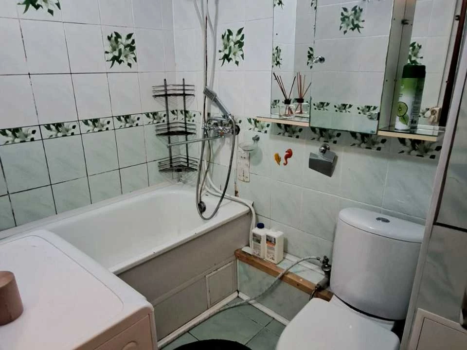 Квартира. Київ, Симиренка вул.