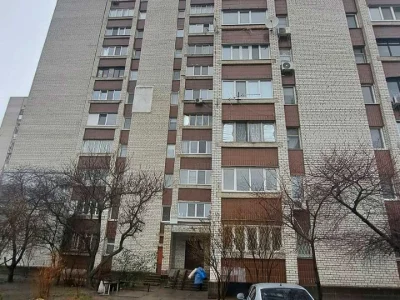 Квартира. Київ, Симиренка вул.
