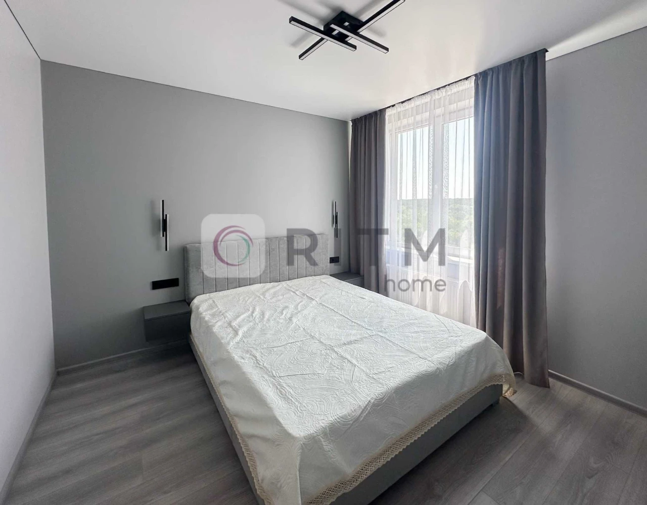 Продаж однокімнатної квартири з ремонтом ЖК R2 Residence.