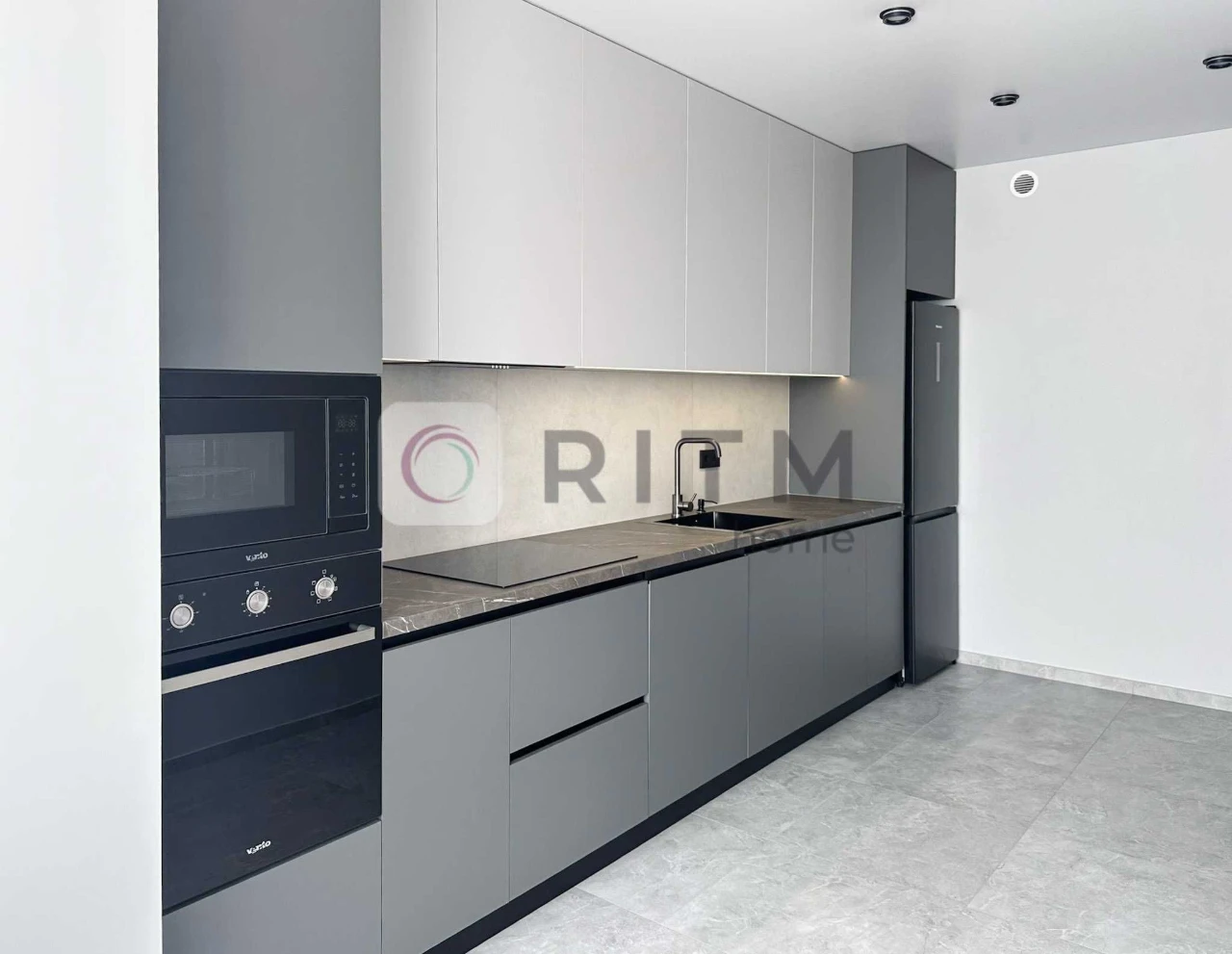 Продаж однокімнатної квартири з ремонтом ЖК R2 Residence.