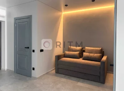 Продаж однокімнатної квартири з ремонтом ЖК R2 Residence.