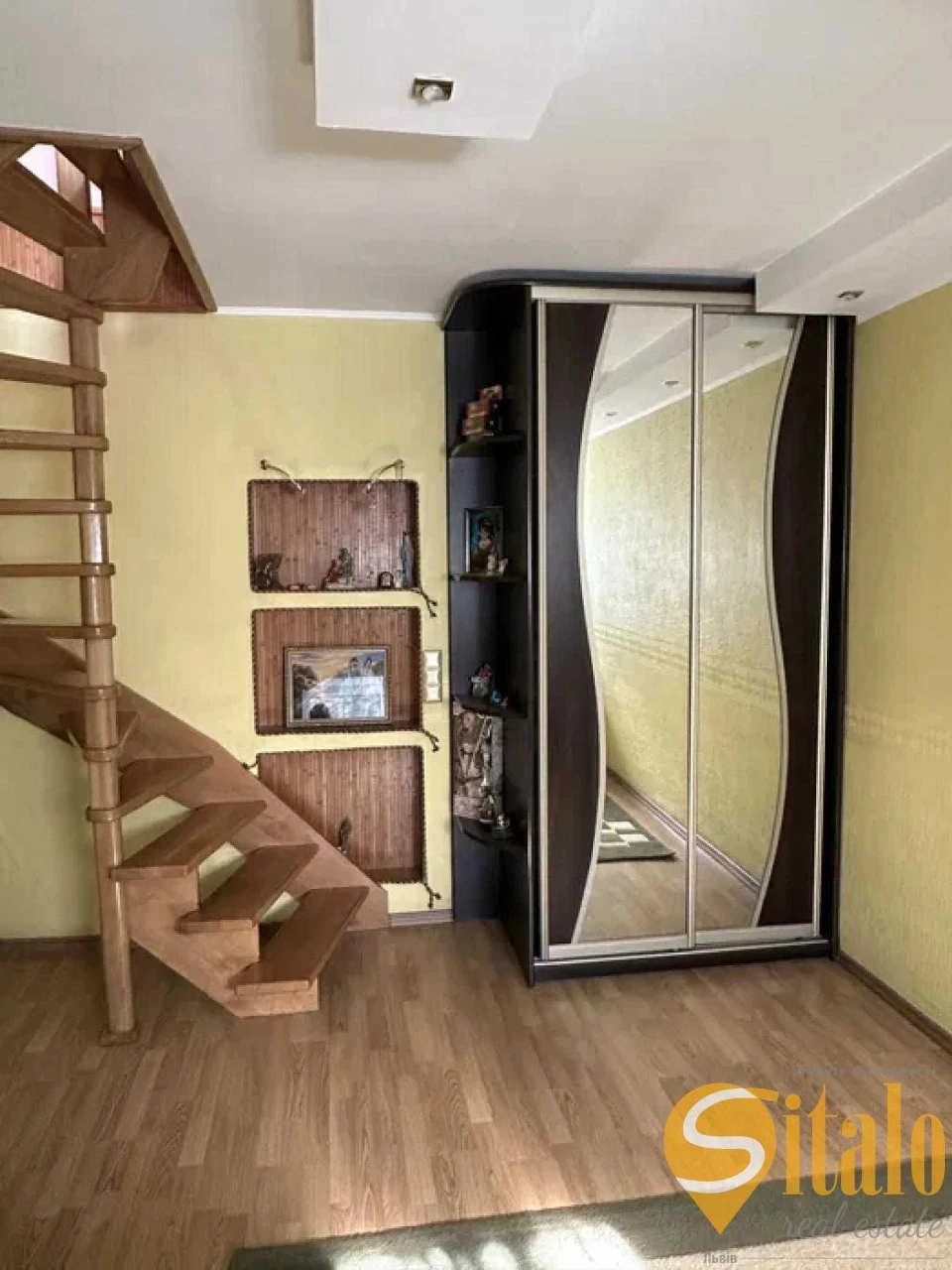 Продаж квартири вулиця Левицького Костя, Личаківський район,