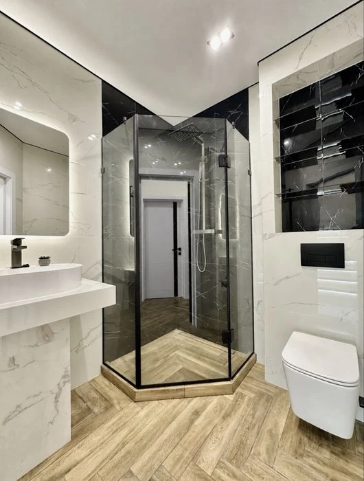 Townhouse with renovation, no commission for the buyer!!