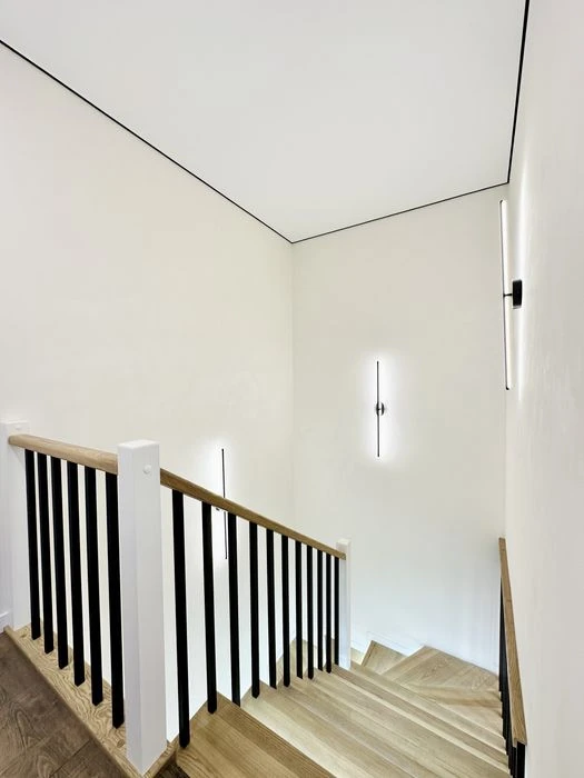 Townhouse with renovation, no commission for the buyer!!