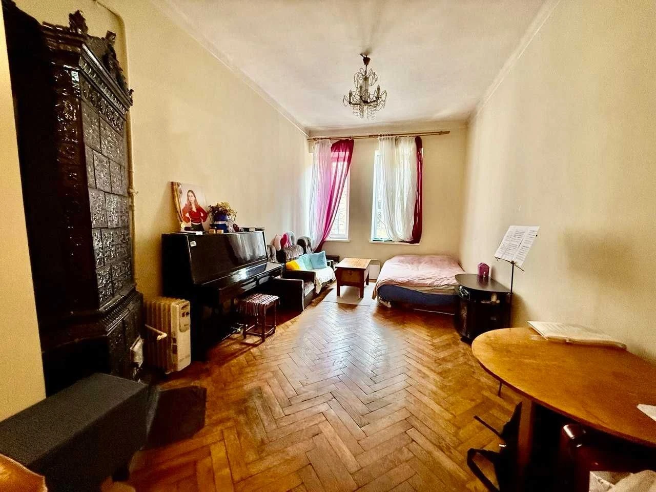 Продаж 2 квартири за ціною однієї біля Шевченківського гаю
