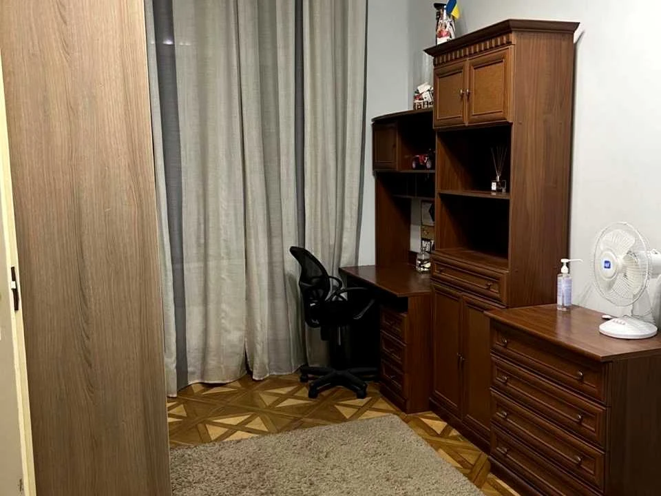 Квартира. Львів, Гетьмана Петра Дорошенка вул. (Жовтнева)