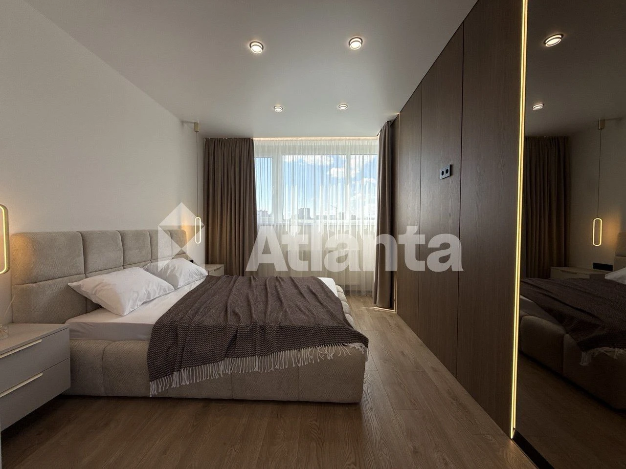 4 кім Дворівнева  квартира 132 м²  AVALON FLEX  вул Топольна
