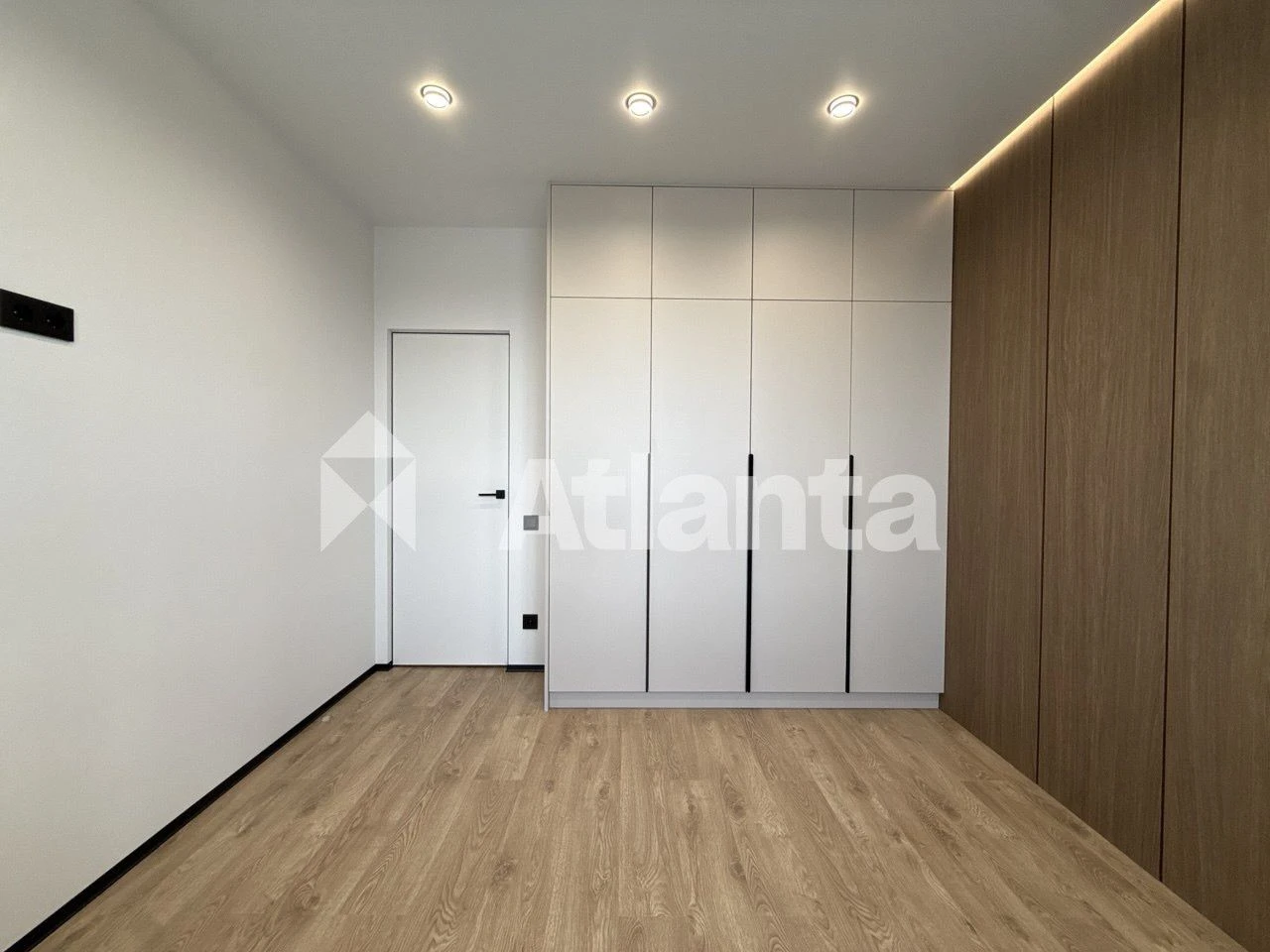4 кім Дворівнева  квартира 132 м²  AVALON FLEX  вул Топольна