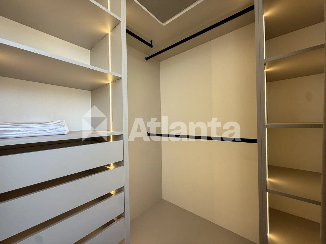 4 кім Дворівнева  квартира 132 м²  AVALON FLEX  вул Топольна