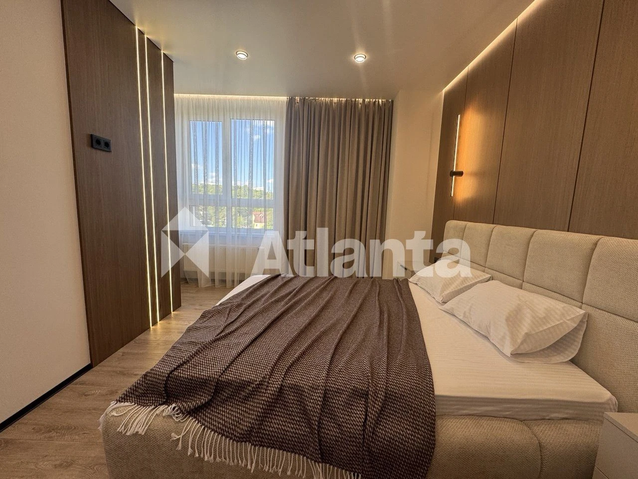 4 кім Дворівнева  квартира 132 м²  AVALON FLEX  вул Топольна