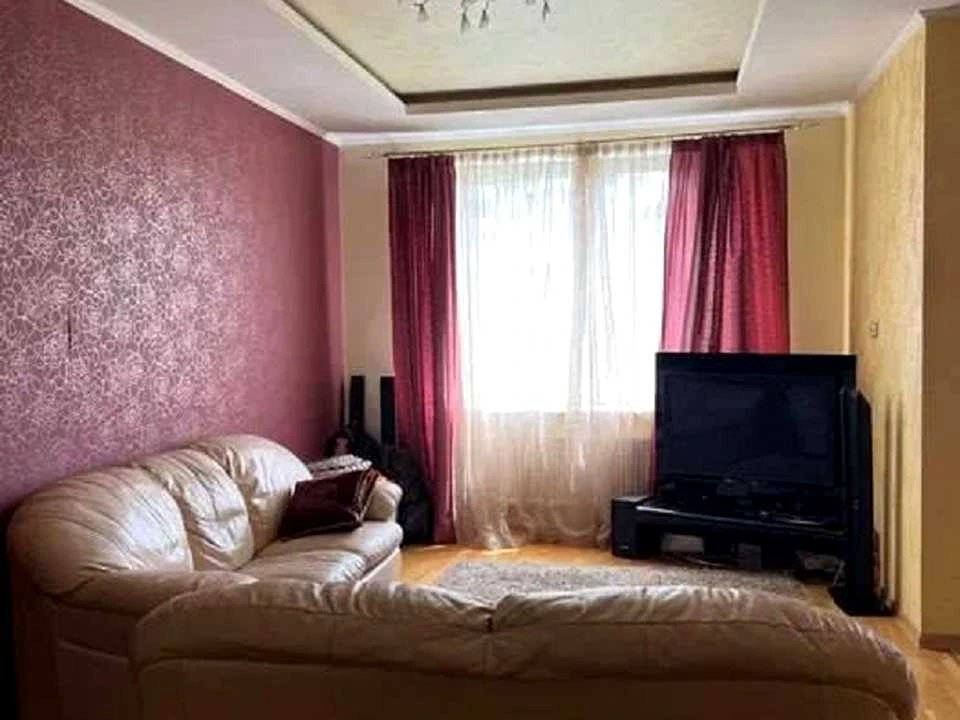 Квартира. Львів, Симона Петлюри вул. ()