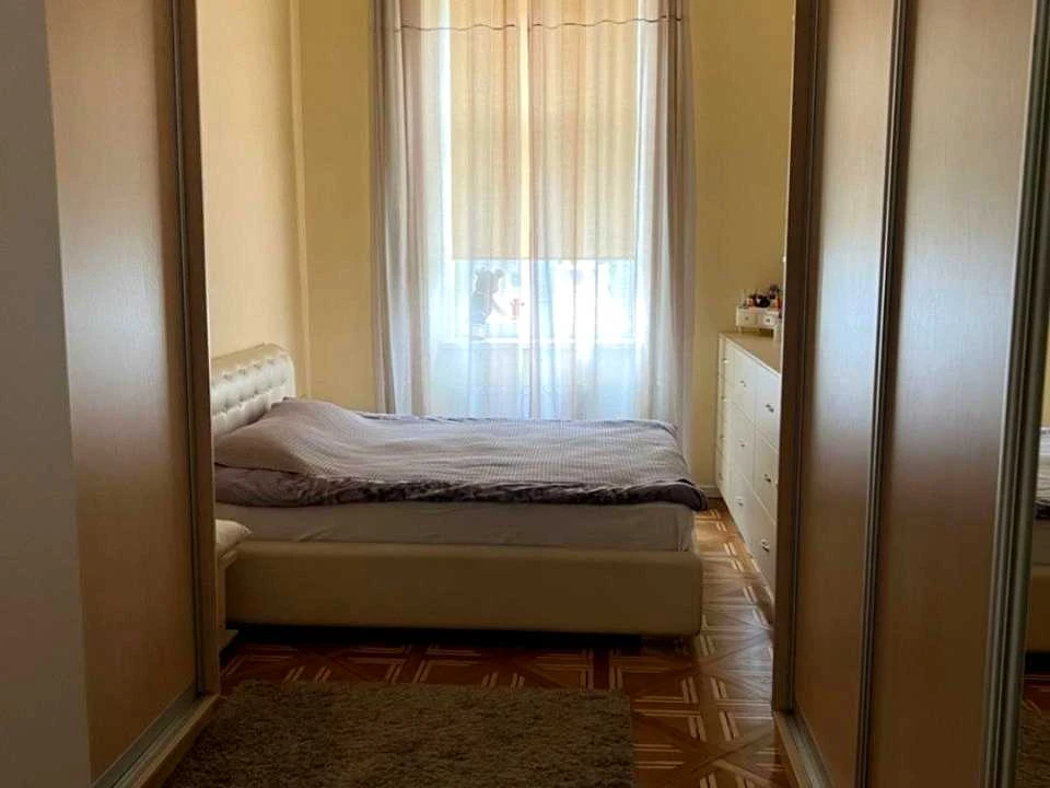 Квартира. Львів, Гетьмана Петра Дорошенка вул. (Жовтнева)