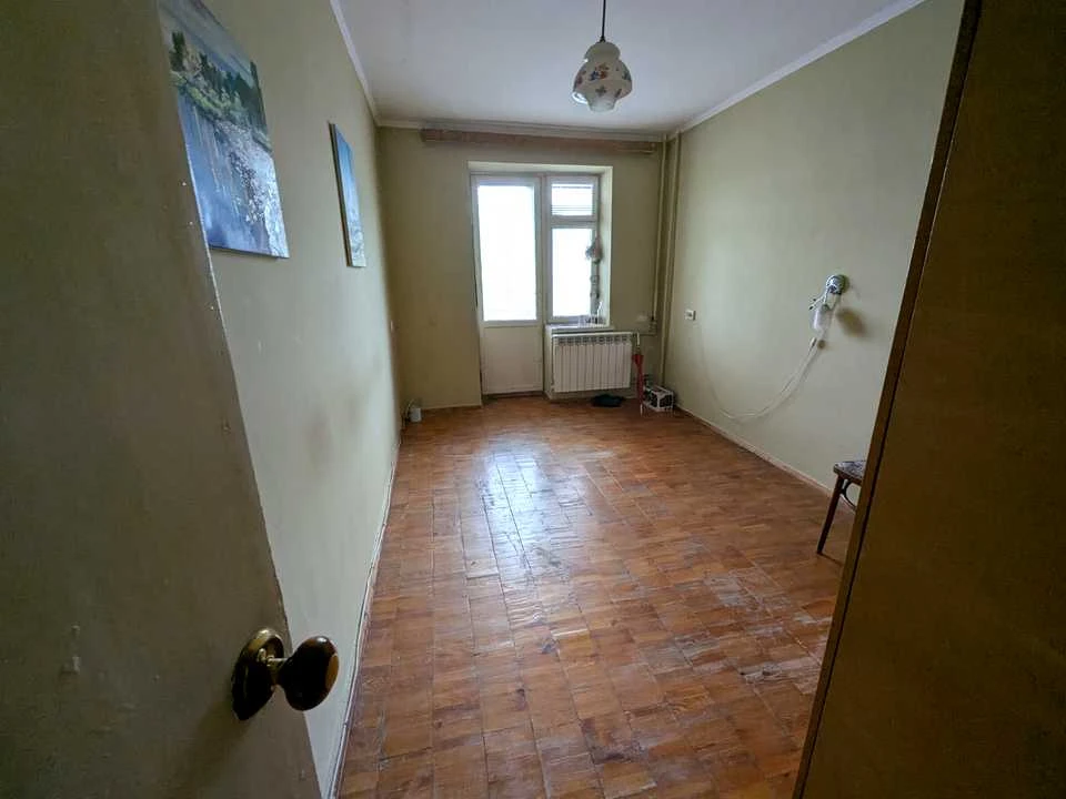 Квартира. Львів, Околична вул.