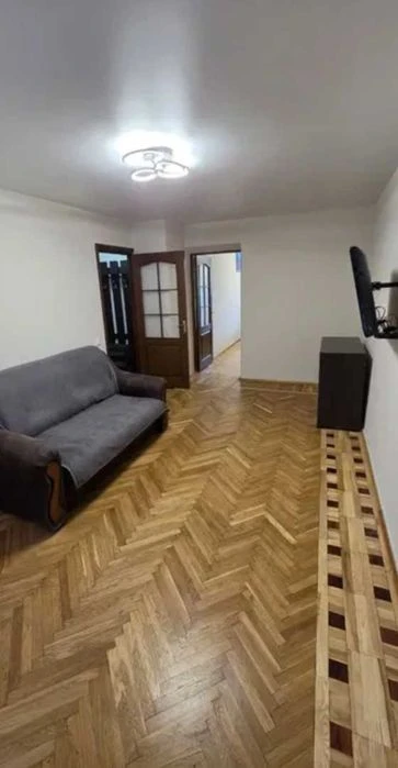 Продаж 2кім. кв-ри вул.Городоцька Ремонт 81500дол. США