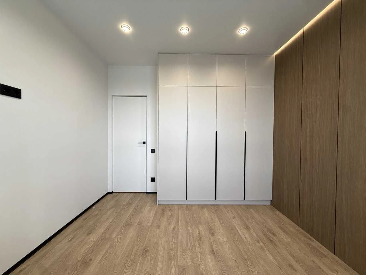 4 кім Дворівнева  квартира 132 м²  AVALON FLEX  вул Топольна