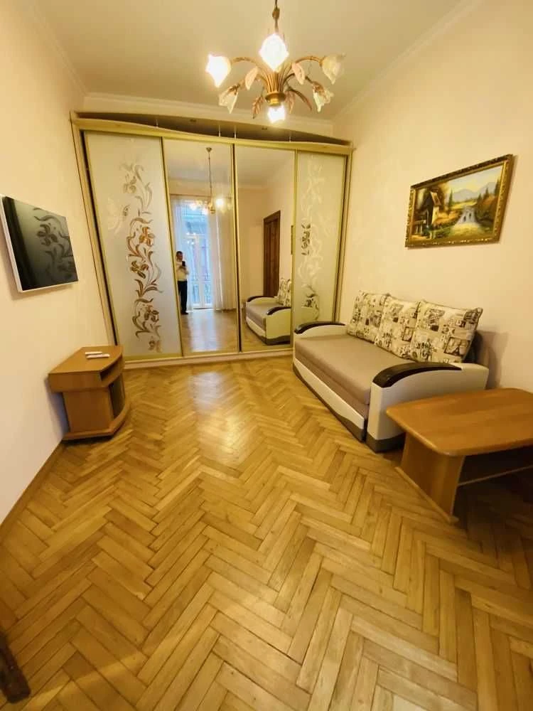 2к.квартира в центрі Львова