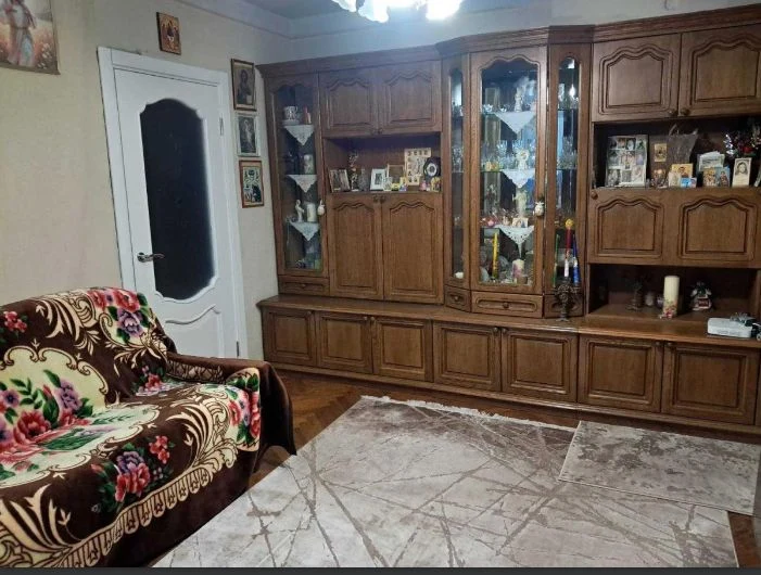Продаж 2-х кім квартира по вул. Володимира Великого 72000дол