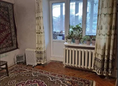 Продаж 2-х кім квартира по вул. Володимира Великого 72000дол