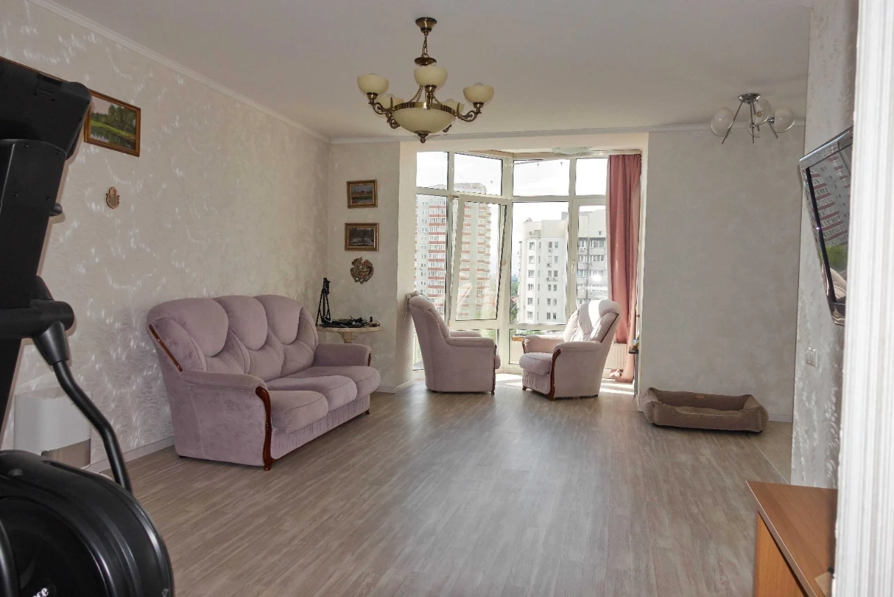 3к квартира продаж ЖК "Ліко-Град" вул. Ю. Здановської 54А. М
