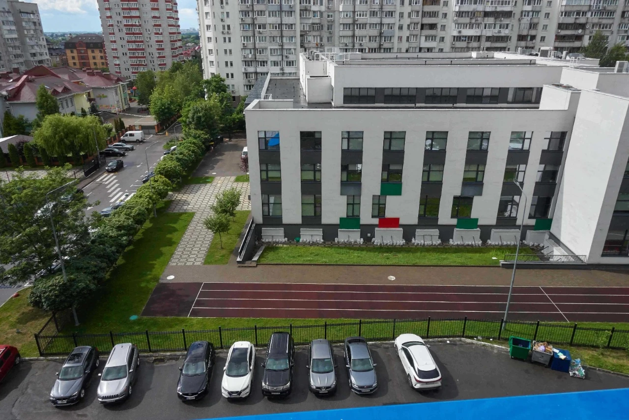3к квартира продаж ЖК "Ліко-Град" вул. Ю. Здановської 54А. М