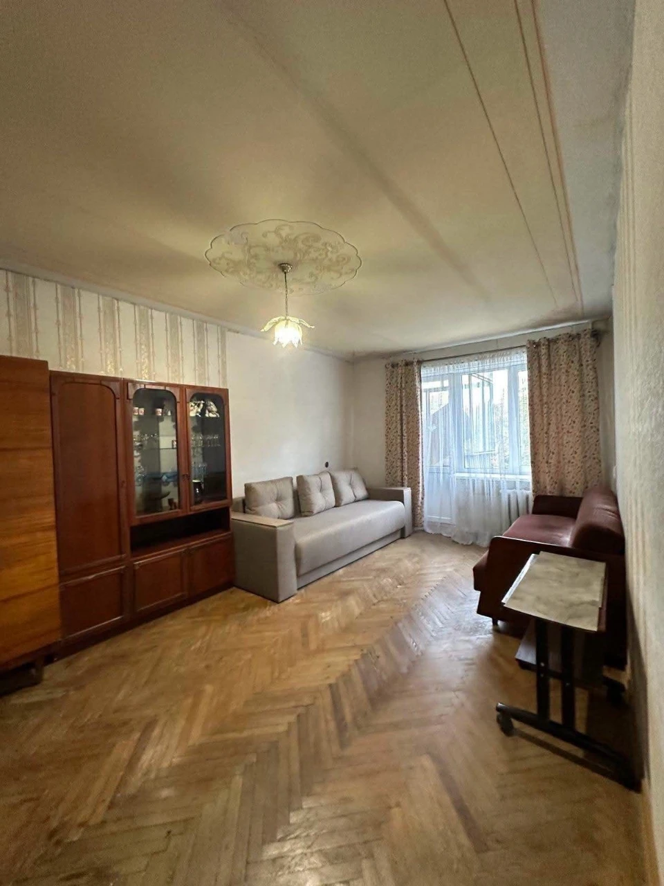 Продам 1 - кімнатну квартиру, Львів, Залізничний р-н