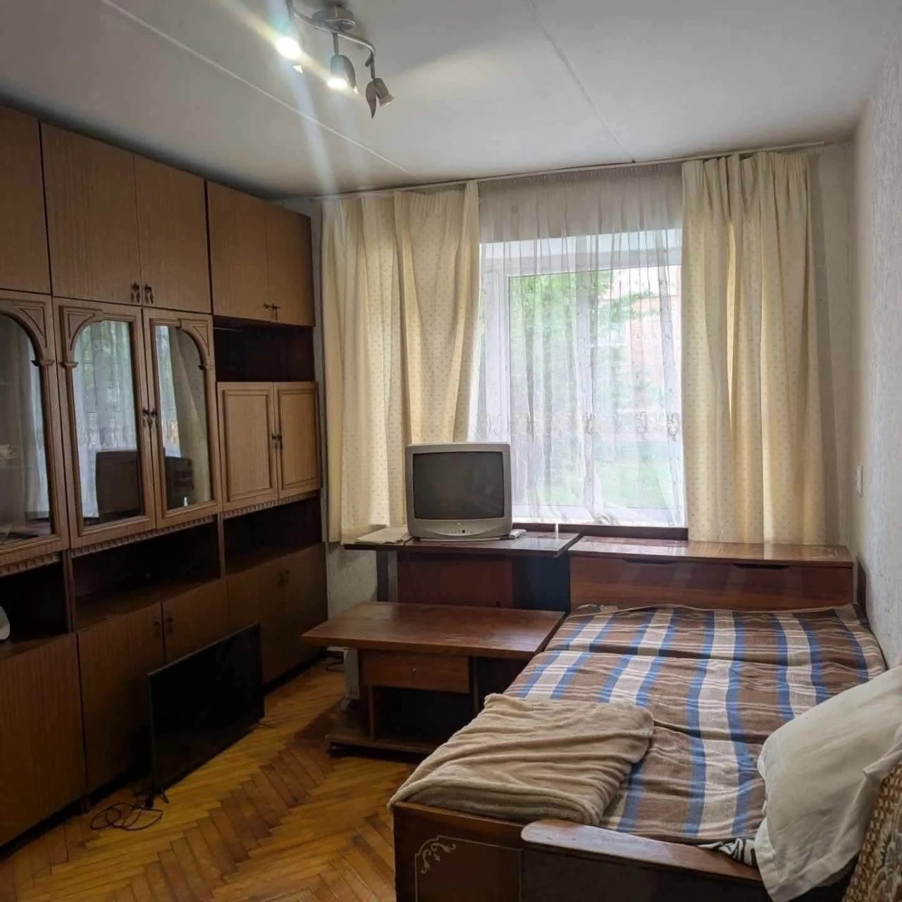 Продам 1 - кімнатну квартиру, Львів, Залізничний р-н