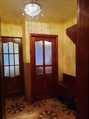 Продаж 1кім квартира Вул Мазепи кут Миколайчука
