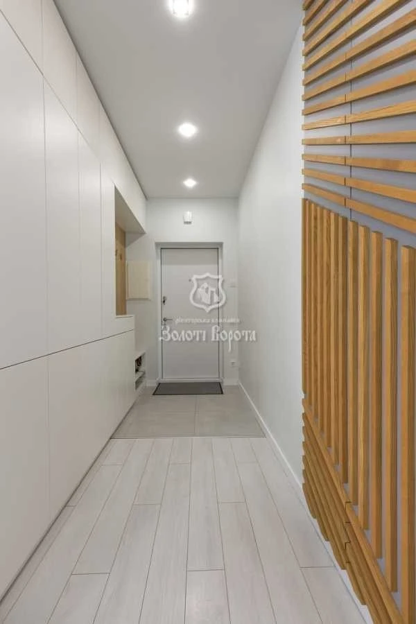 Продаж 2-кімнатної квартири 54.6 м², Деміївська вул., 13