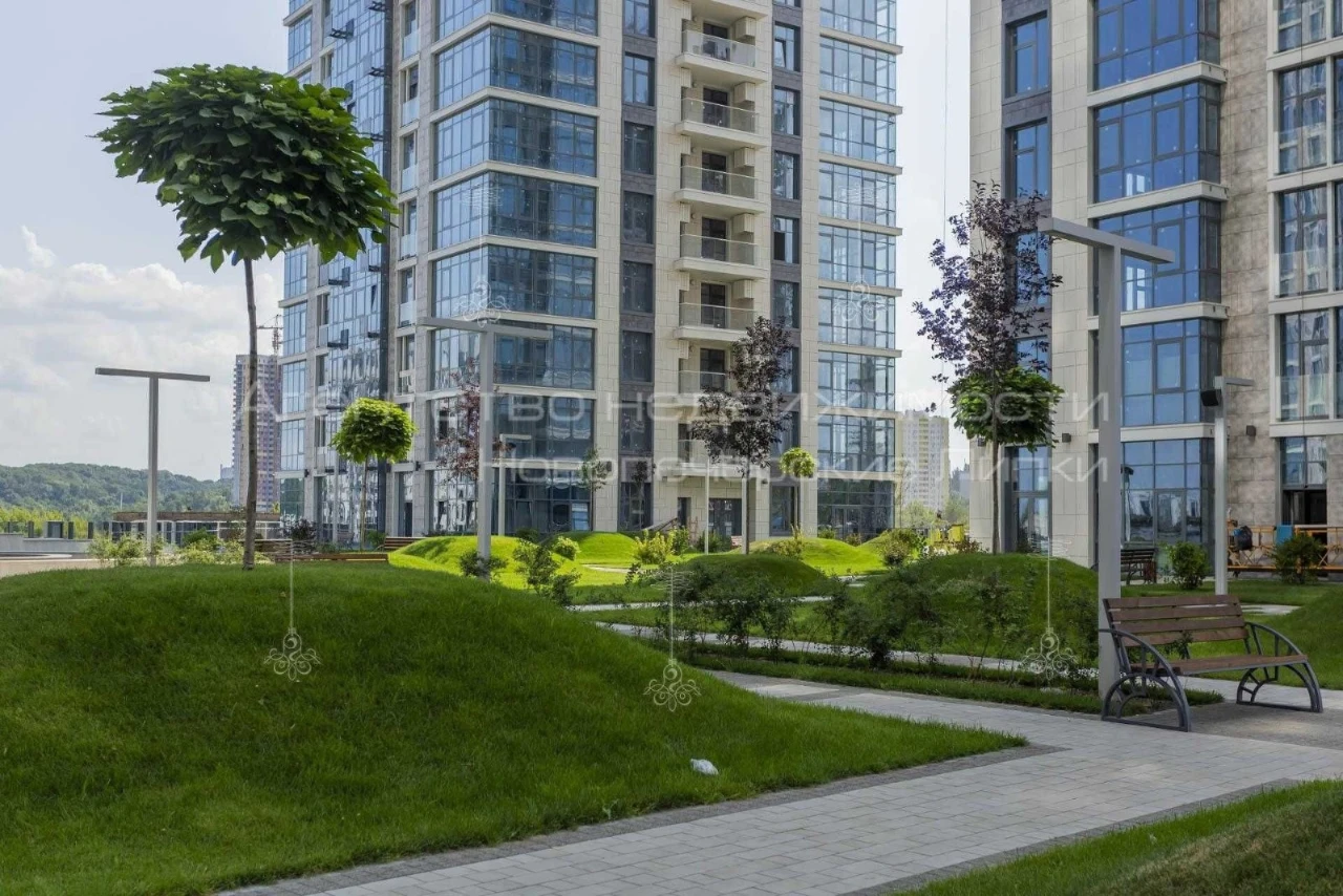 Продаж Без комісії 3-к квартири 120м2 в ЖК Новопечерські Лип