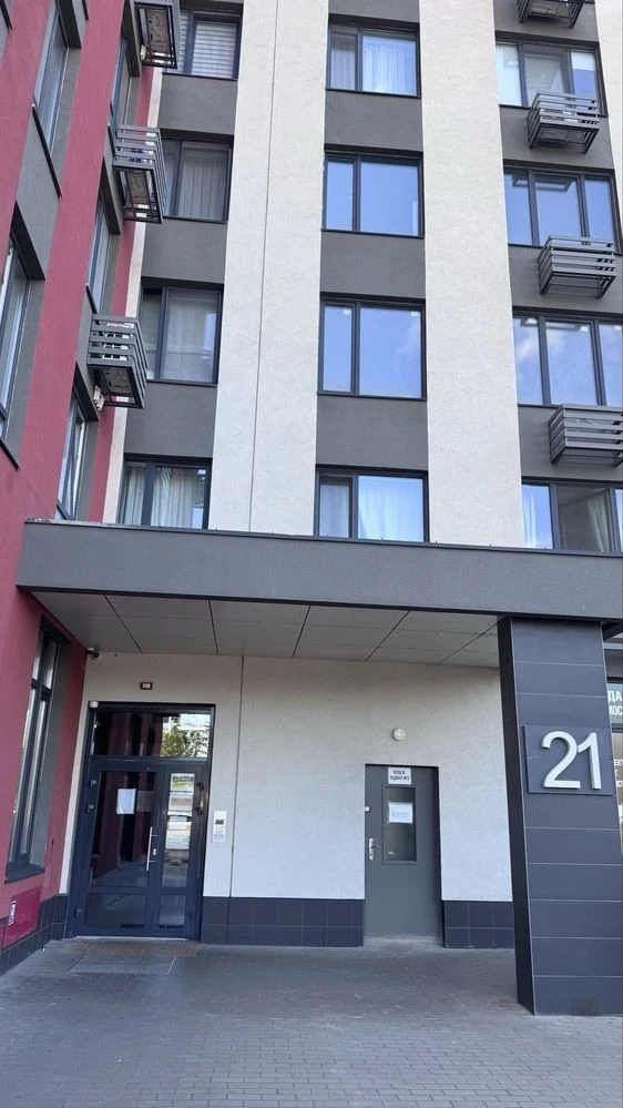 Продаж 1 квартири, ЖК «Варшавський Плюс вул. Всеволода Змеєн