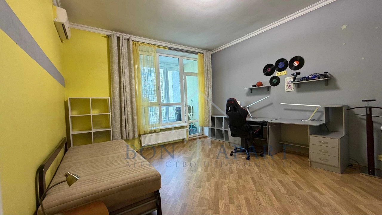 БЕЗ КОМІСІЇ! Продаж 3к квартири в ЖК «Пори Року» вул. Мокра(