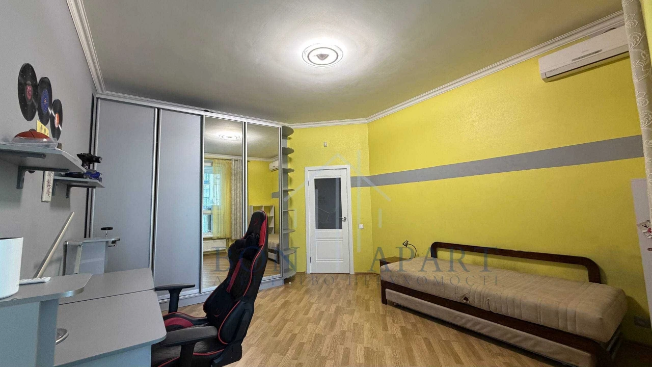 БЕЗ КОМІСІЇ! Продаж 3к квартири в ЖК «Пори Року» вул. Мокра(