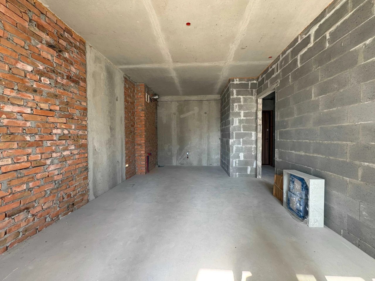 БЕЗ% Продам 1-к квартиру ЖК Варшавський плюс, площа 47 кв.м.