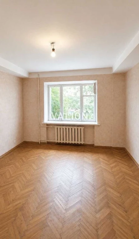 Продаж 3-кімнатної квартири біля метро КПІ - Берестейський п